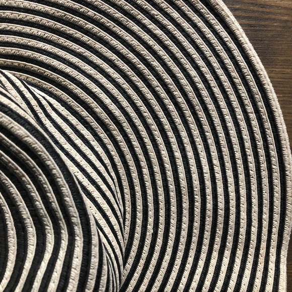 Forever 21 large floppy hat brown/tan O/S - Picture 6 of 6